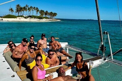 Bahamas All Inclusive Luxury Sailing Catamaran Charter