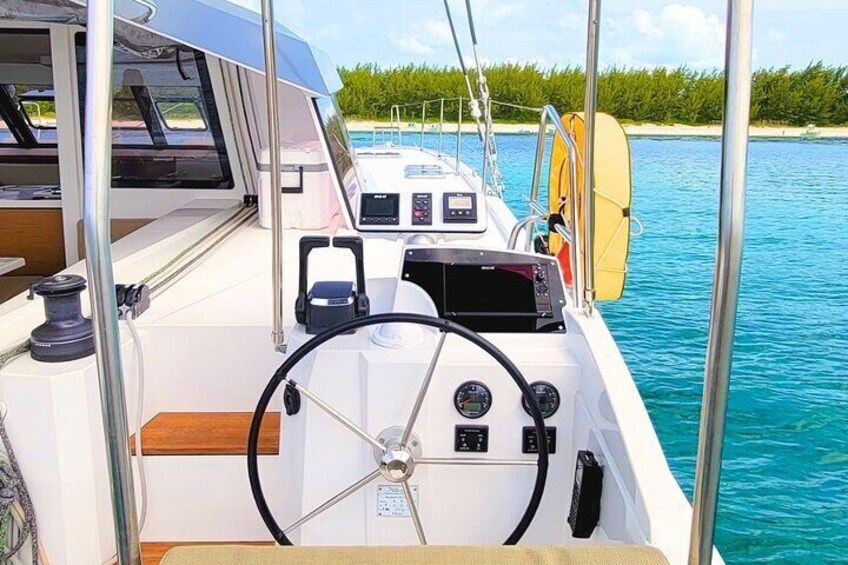 Bahamas All Inclusive Luxury Sailing Catamaran Charter