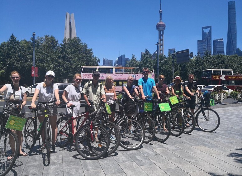 Shanghai: Full Day Classic Bike Tour With an Authentic Lunch