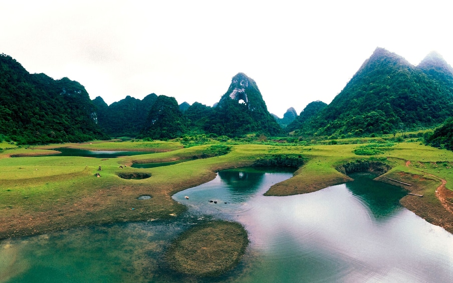 2 Days Tour in Ban Gioc: Immersed In Natural Beauty of Vietnam