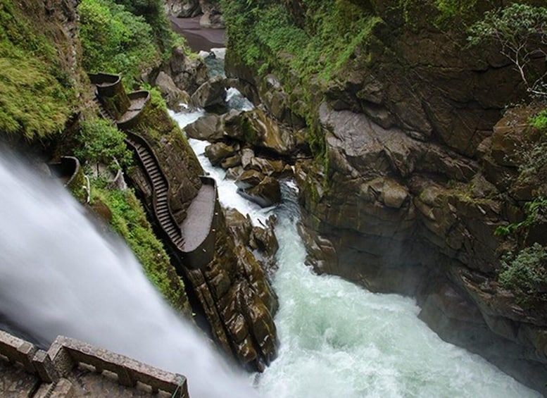 Picture 2 for Activity Quito: 2-Day Tour to Baños with Cotopaxi & Quilotoa