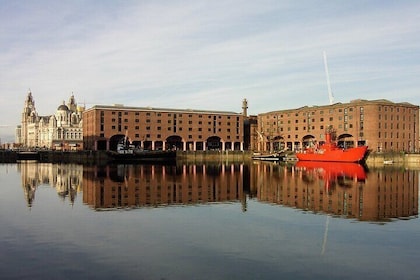 Corners of Liverpool Family Walking Tour