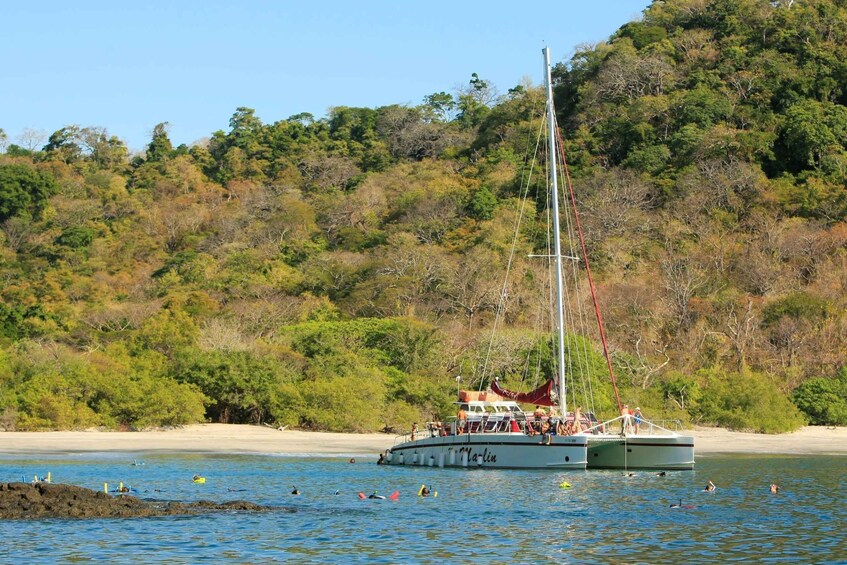 Picture 6 for Activity Playas del Coco: Sunset Sailing and Snorkeling Tour