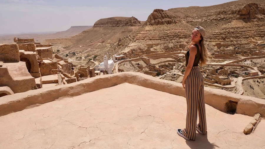 Tataouine & Chenini: Full-Day Guided Tour