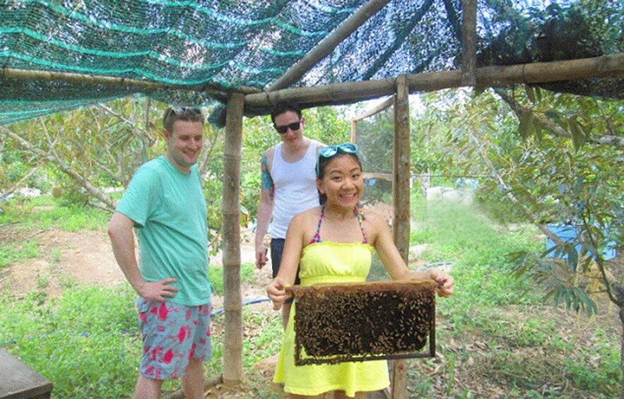 Picture 3 for Activity Phu Quoc: Kayaking with Starfish Beach and Bee Farm Tour