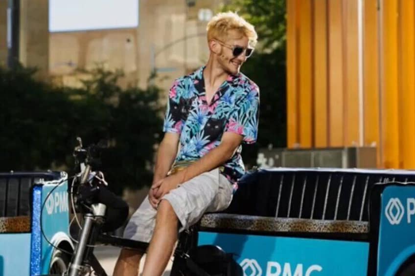 Private Electric Pedicab Mural and Instagram Tour