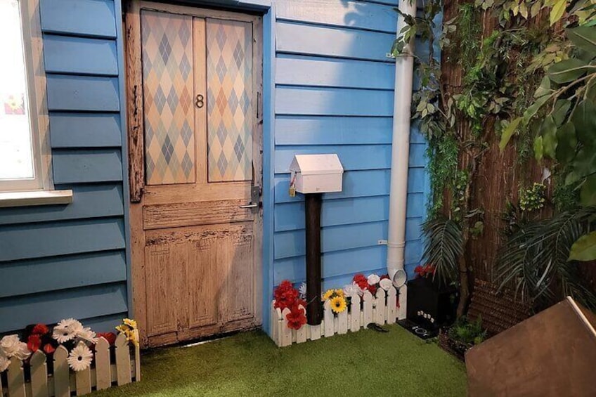 Escape Room Experience Lady Luna's Cottage of Mysteries