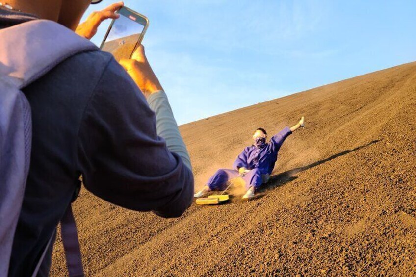 Private Sandboarding Tour Cerro Negro and the Central Park of León