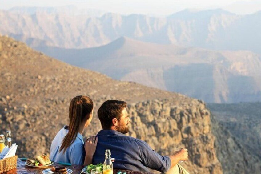 Jabel Jais High Mountain Private Tour with Transfers From Dubai