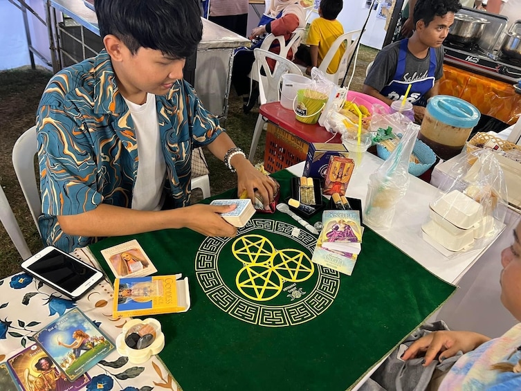 Phuket English-Speaking Fortune Teller 