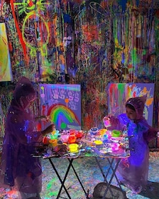 สีสันแห่งสยาม: ประสบการณ์ศิลปะสาด