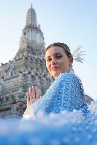 Thai Costume Rental, Hairstyling & Photography at Wat Arun