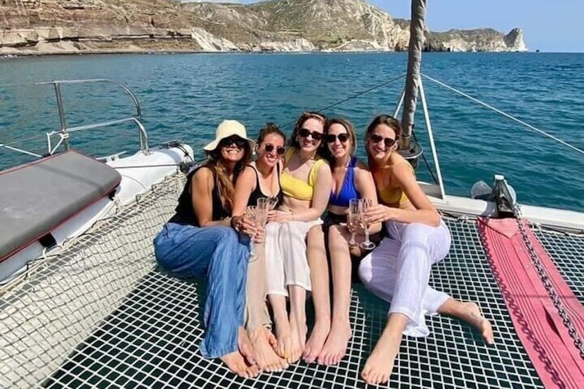 Santorini Private Catamaran Cruise with Meal and Drinks