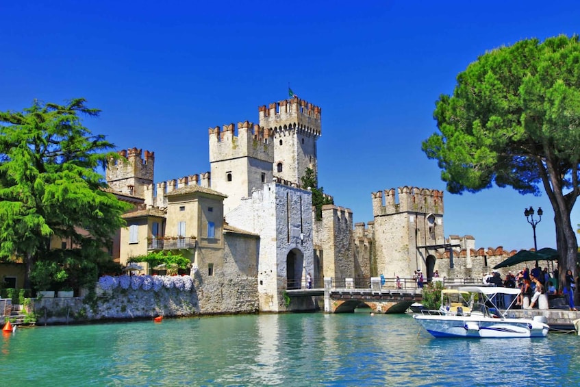 Picture 2 for Activity Sirmione: Walking and Speedboat Tour