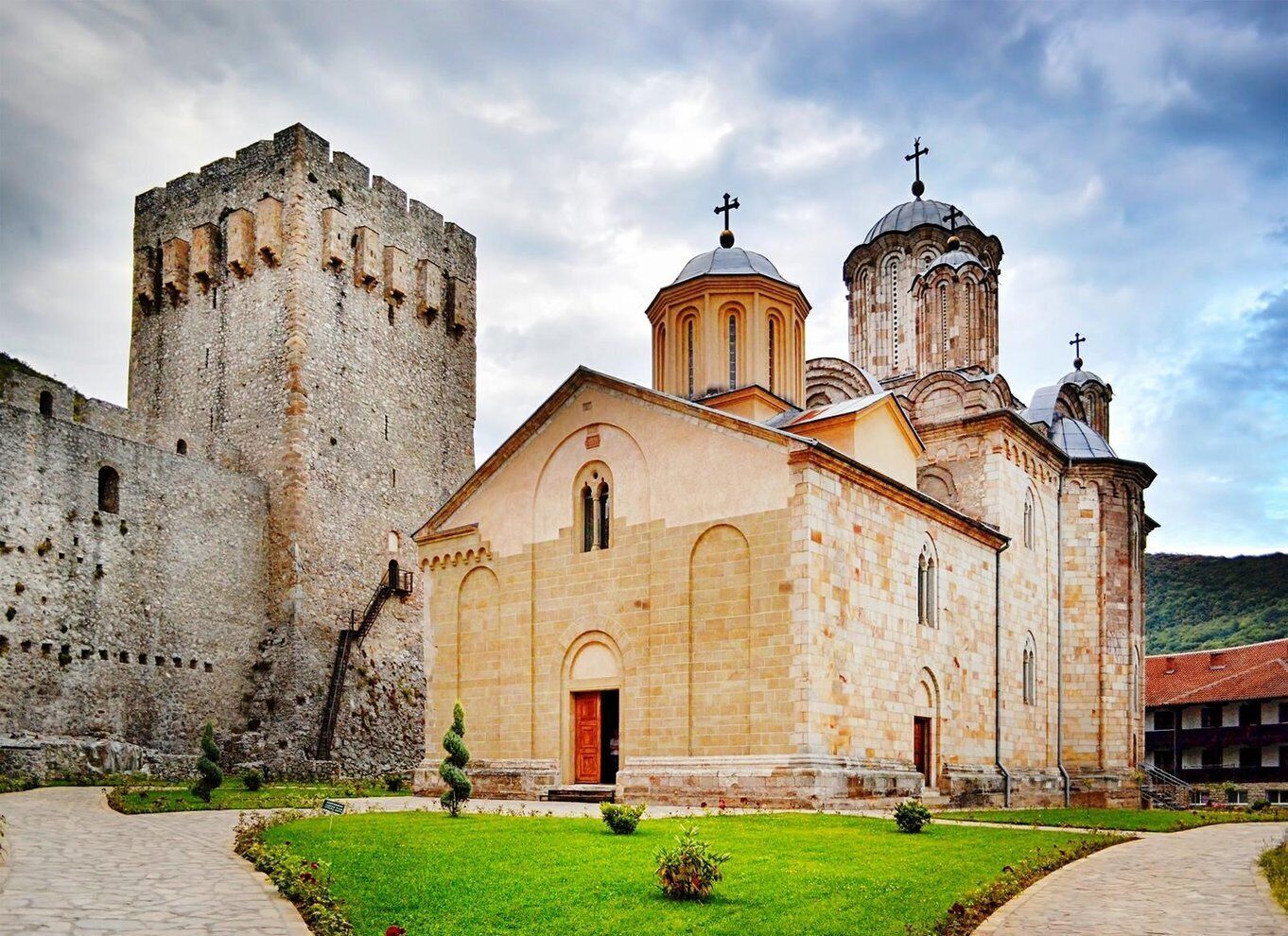 From Belgrade: Full Day Tour to Resava Valley