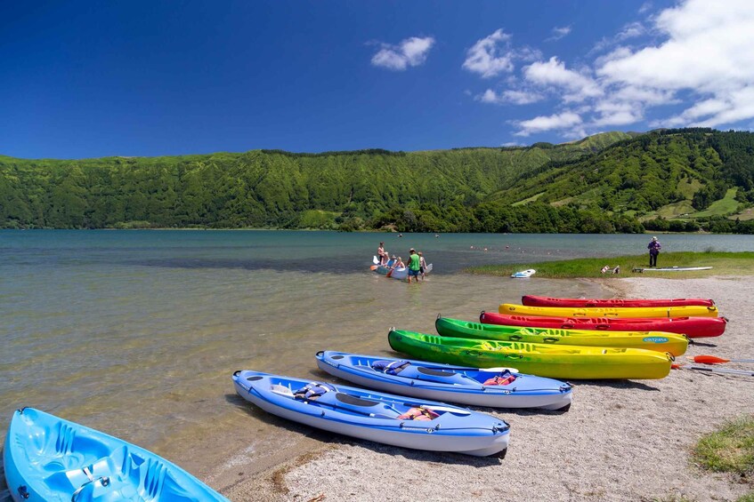 Sete Cidades double seat kayak rental