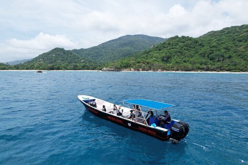 Arriving by boat to Tayrona