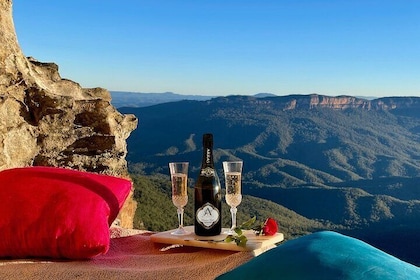 Bubbles in the Blue Mountains - Private Tour 1-7 People ex Sydney