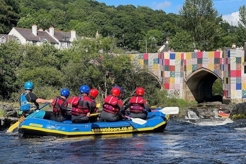 White Water Rafting Experience in River Dee in Llangollen