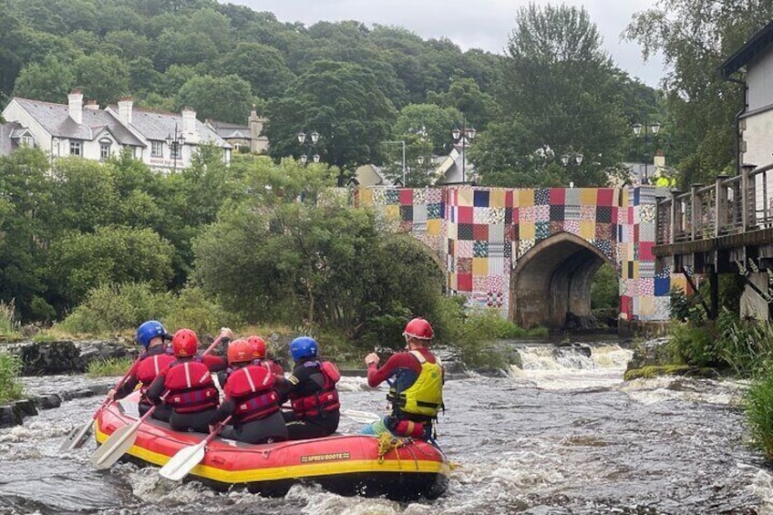 White Water Rafting Experience in River Dee in Llangollen