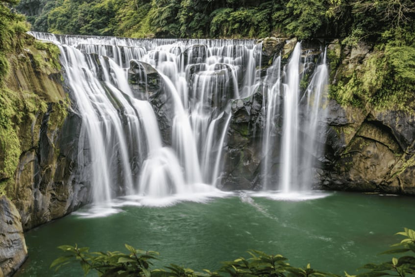 Picture 3 for Activity Private Full-Day Northern Taiwan Tour by Car from Taipei