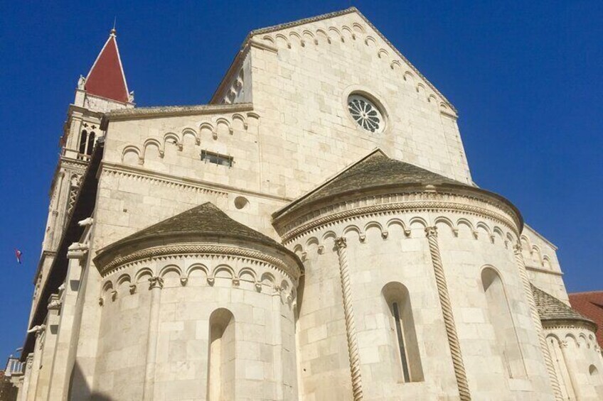 Trogir Tour with Sightseeing Bus from Split