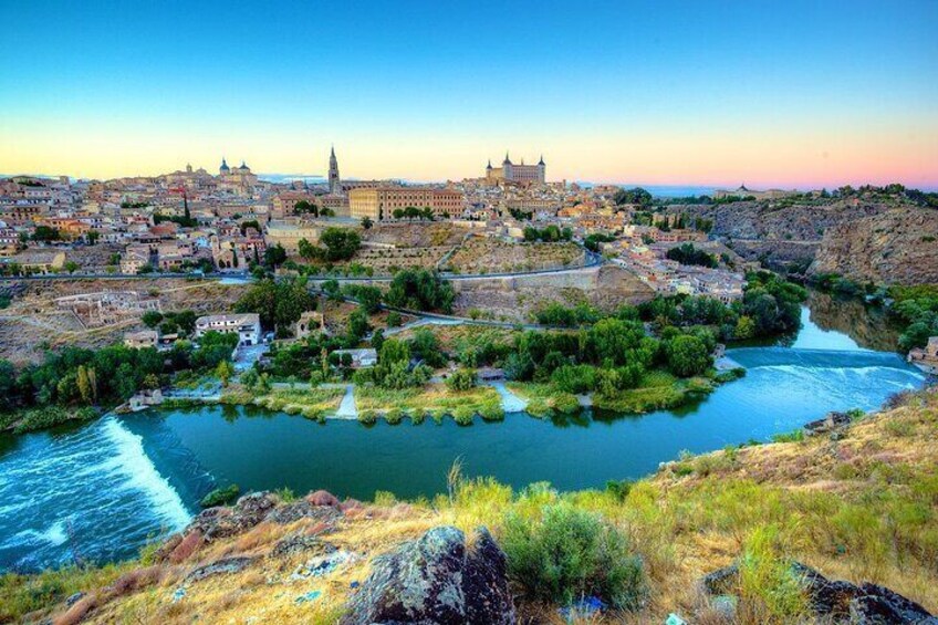 Private Tour Madrid to Lisbon with 2 stops in Toledo and Merida