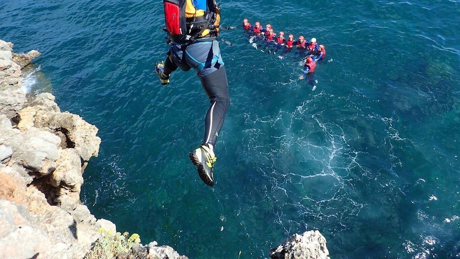 Arrábida: Setubal, Sesimbra Coasteering & Speedboat Tour