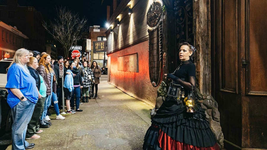 Portland: Ghosts, Poltergeists, and Psychopaths Walking Tour
