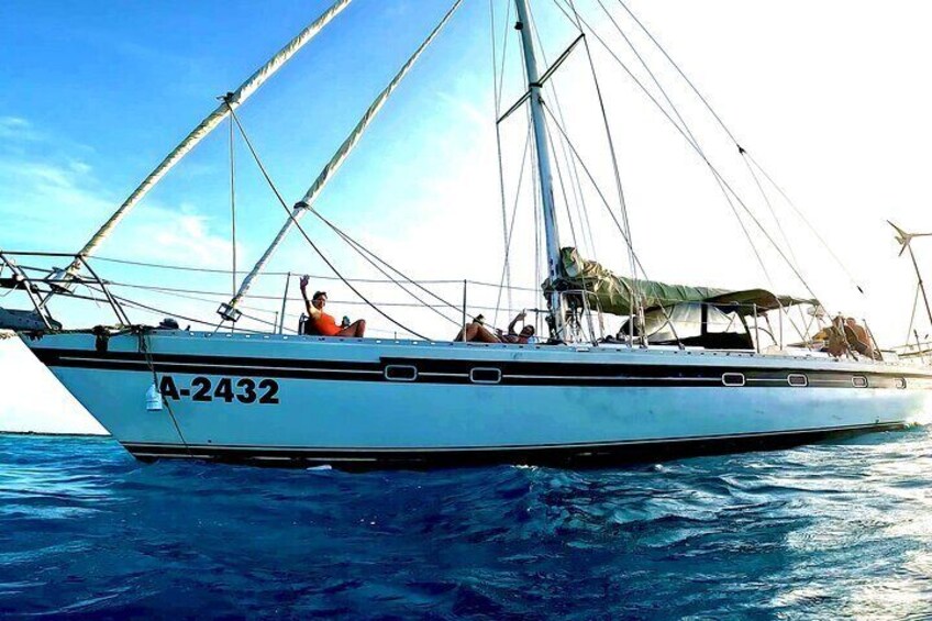 Private Angelfish Snorkeling with Brunch in Aruba