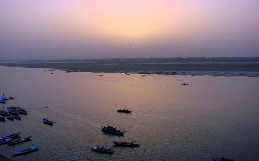 Varanasi: Private Evening Rooftop Dinner