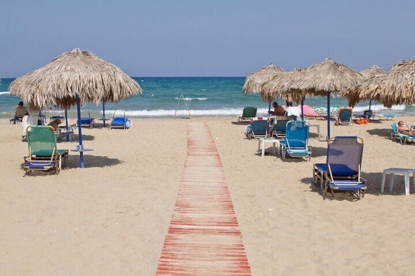 Wheelchair Accessible Tour to Rethymno, Kournas and Georgioupoli