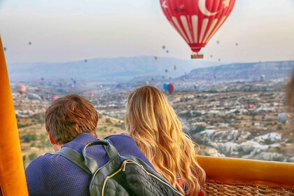 Istanbul Perjalanan 4 Hari ke Cappadocia dengan Pesawat & Balon Udara