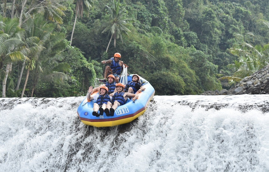 Telaga Waja River: Rafting Expedition with Buffet Lunch