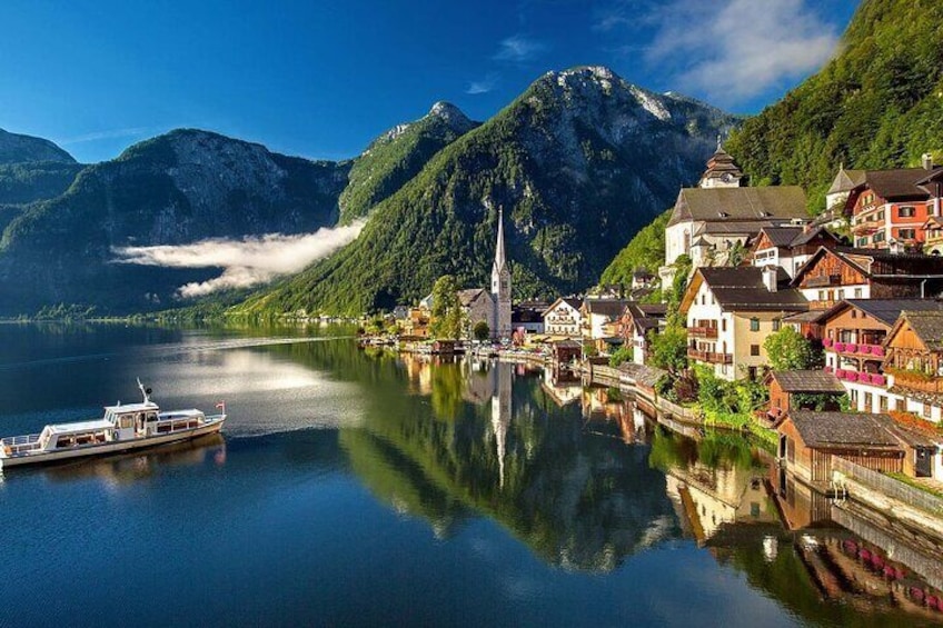  Private Tour Hallstatt City, Skywalk, and Salt Mine from Munich