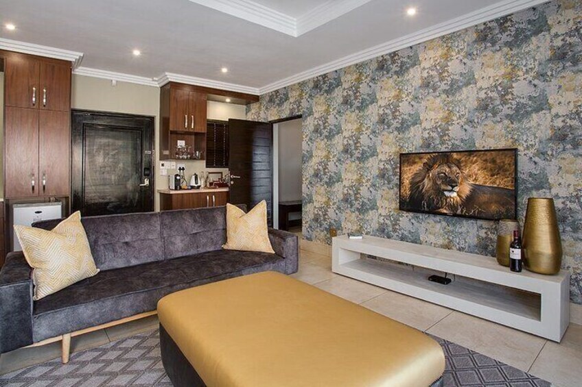 Three-Day Luxurious Shepard's Tree Safari Experience