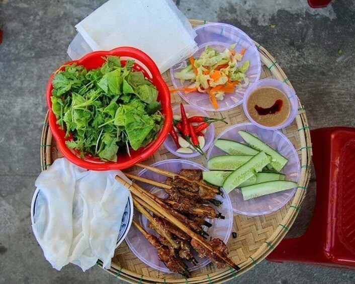 Picture 7 for Activity Hoi An: Unique Street Food Tour