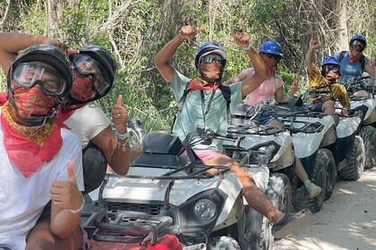 Cuatrimotos de Cozumel, Ruinas de El Cedral, Cenote Jade y Tequila