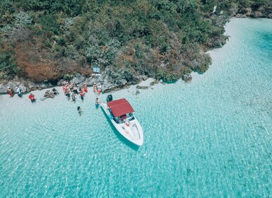 Trou d'Eau Douce : Aventure des 5 îles du Sud-Est