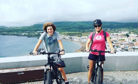 Insel Terceira: Elektrische Fahrradtour Praia da Vitória