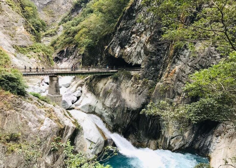 Picture 5 for Activity From Taipei: Taroko Gorge Private Tour