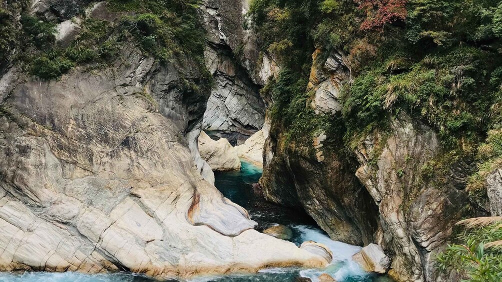 Picture 4 for Activity From Taipei: Taroko Gorge Private Tour