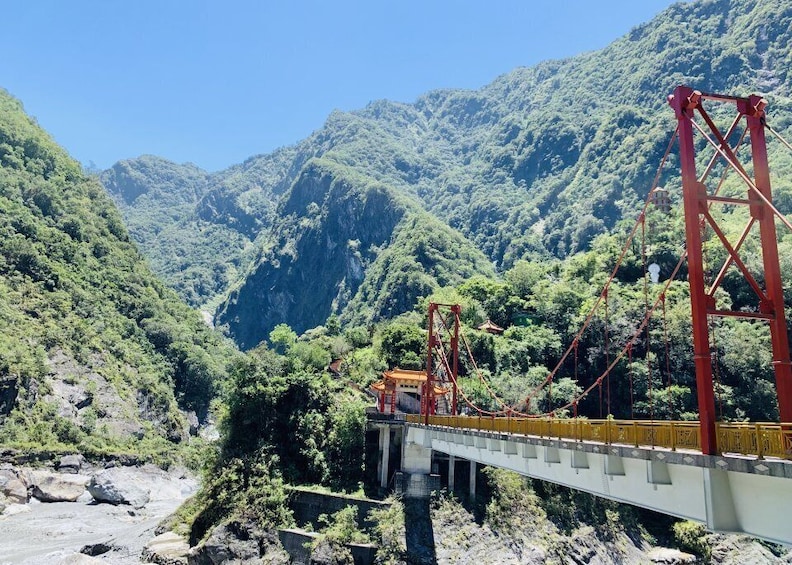 Picture 3 for Activity From Taipei: Private Tour of Taroko