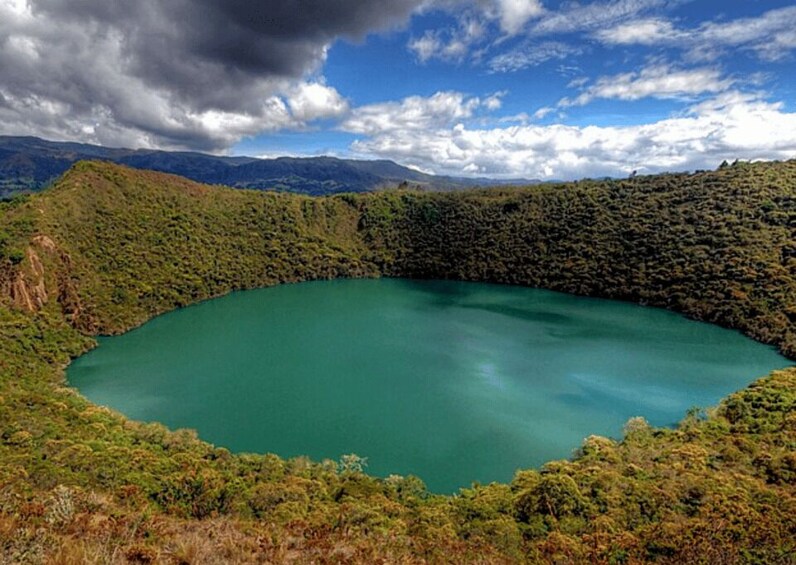 Bogota: Guatavita and Salt Cathedral Daily Group Tour