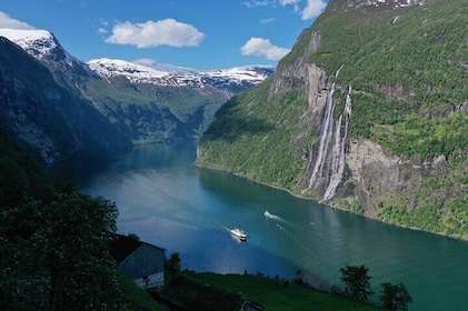 Hellesylt Sightseeing Boat Geirangerfjord