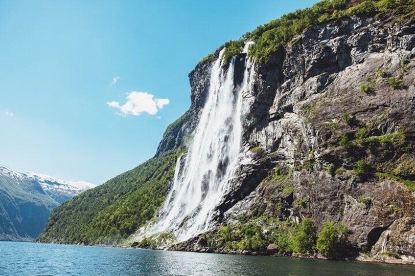 Hellesylt Sightseeing Boat Geirangerfjord