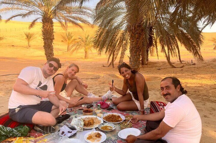 Full Day Liwa Desert Sunset Safari Tour with Lunch at Oasis