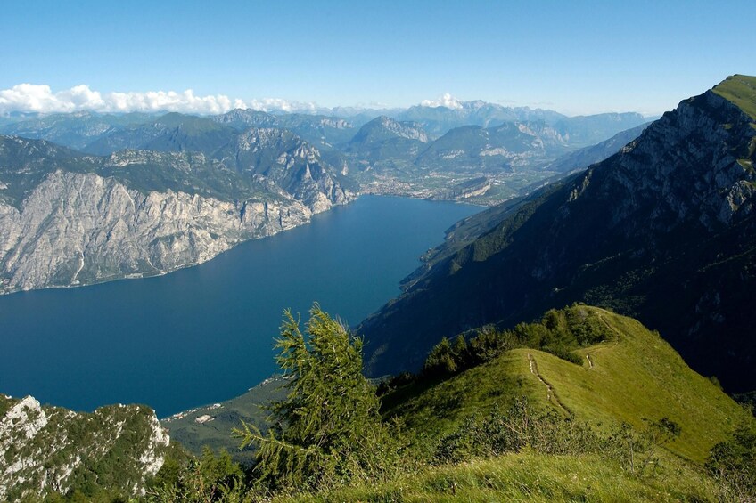 The Original Lake Garda Tour with Boat Trip - Tour of the North