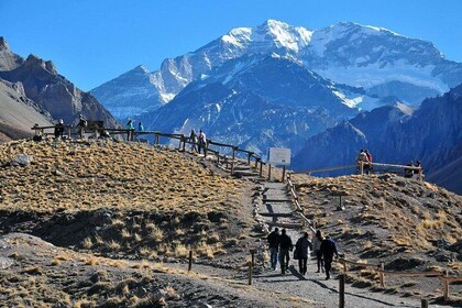 Tour Parque Provincial Aconcagua, Puente del Inca y Laguna del Inca