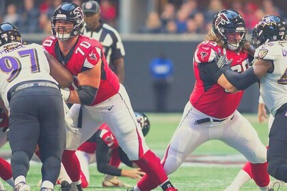 Partido de fútbol americano de los Atlanta Falcons en el Mercedes Benz Stad...